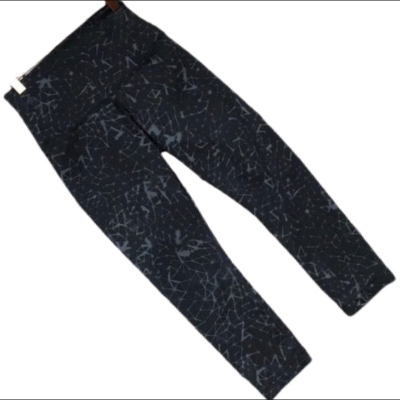 LULULEMON Charcoal Cropped High Waisted Leggings - Picture 1 of 5